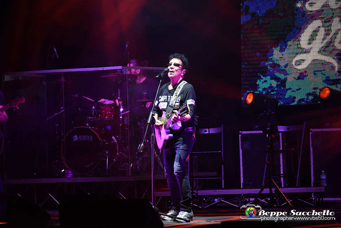 VBS_4139 - Concerto Edoardo Bennato - Peter Pan Rock 'n' Roll Tour.jpg